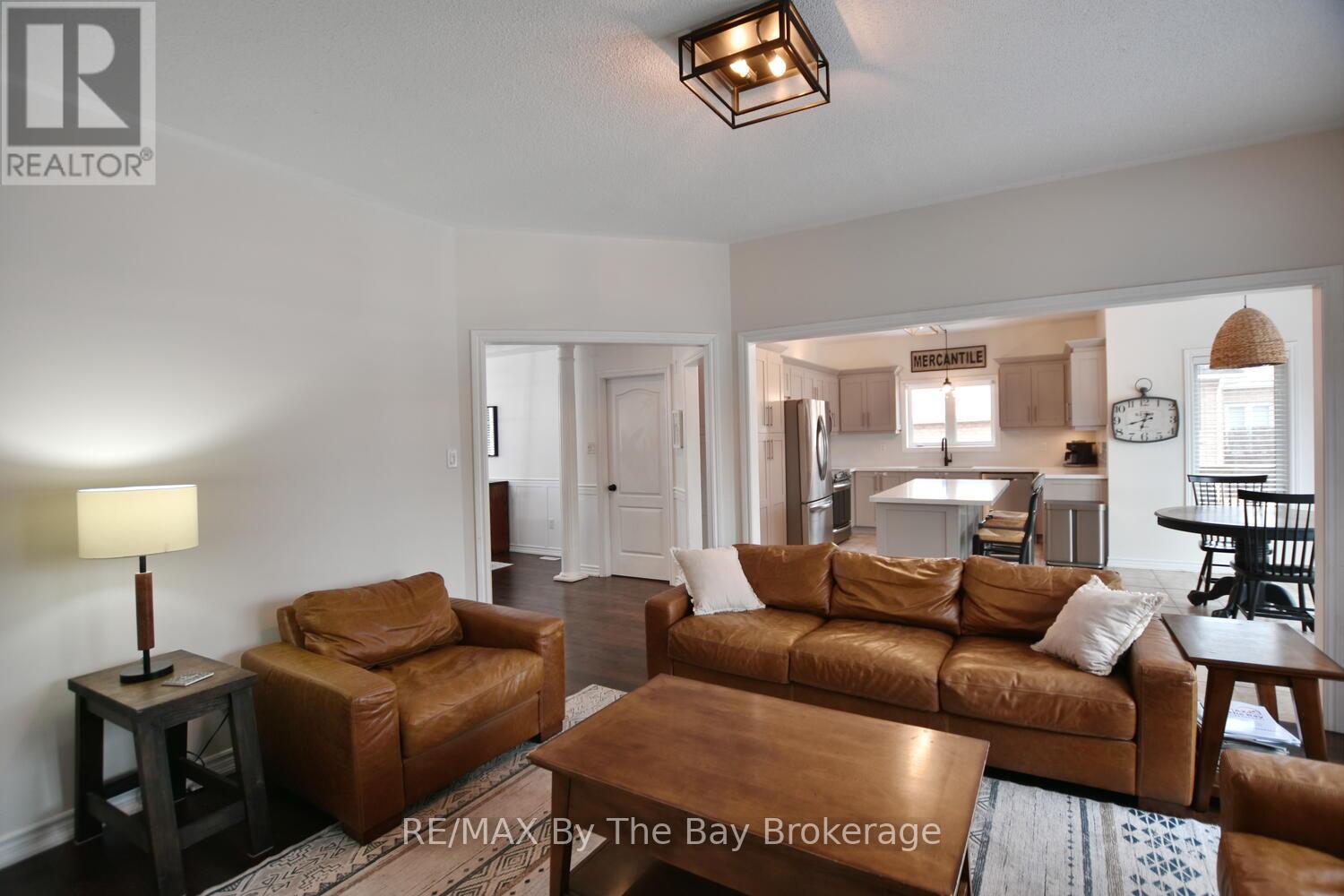 17 BASSWOOD DRIVE - 14