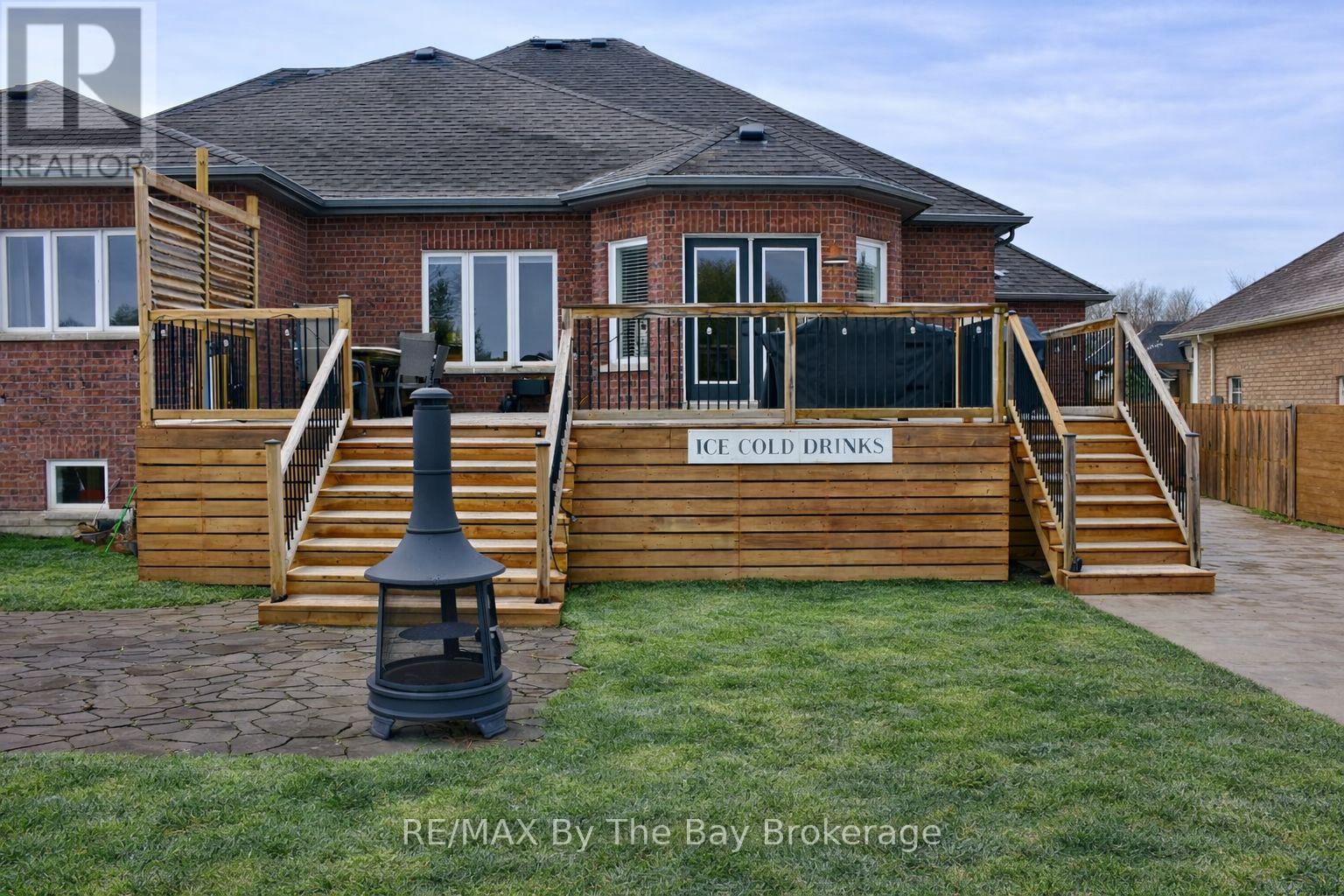 17 BASSWOOD DRIVE - 17