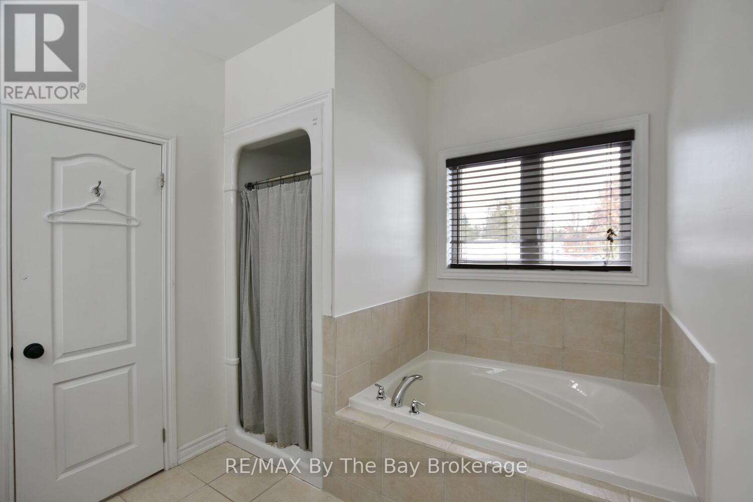17 BASSWOOD DRIVE - 26