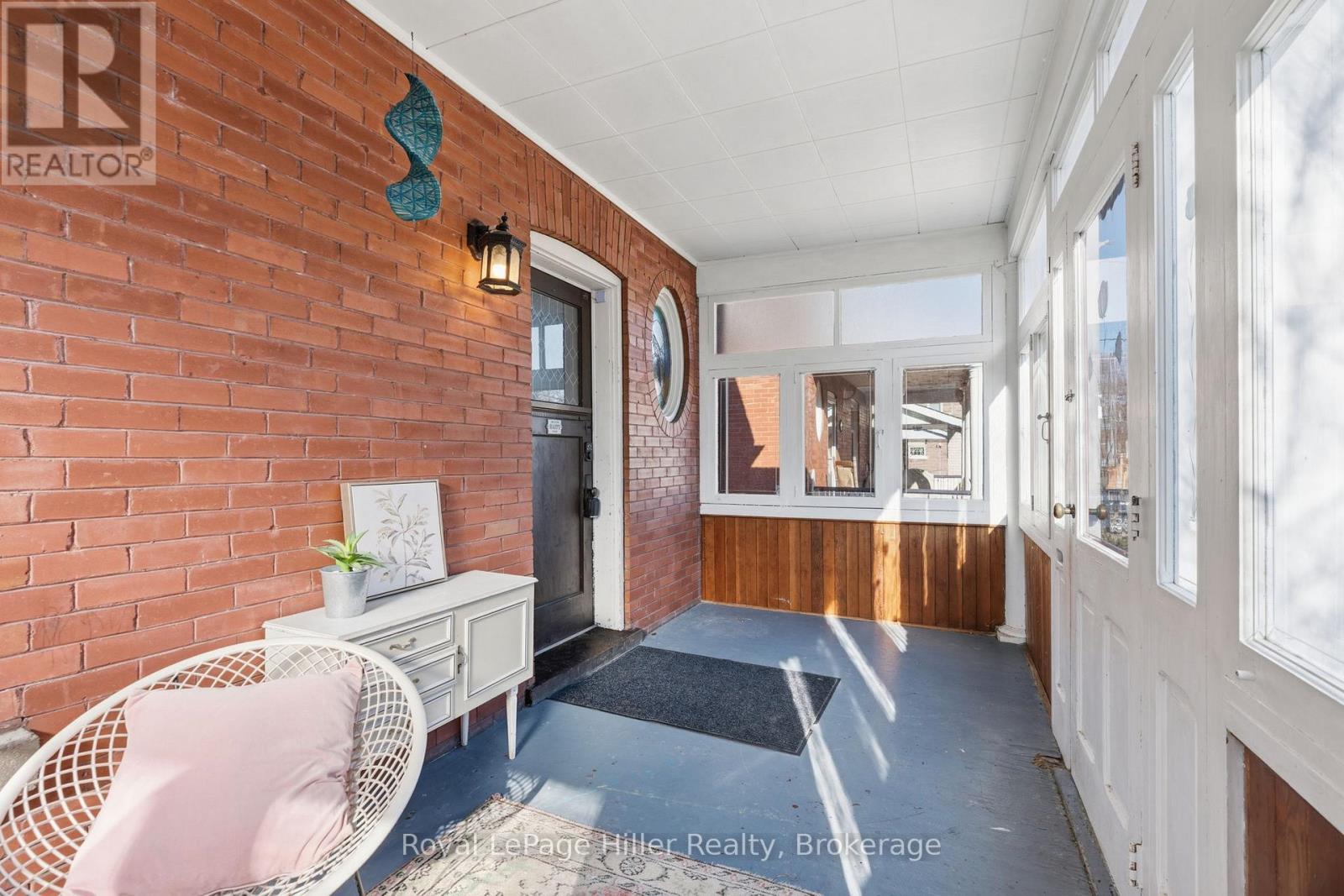 145 CALEDONIA STREET — photo 34