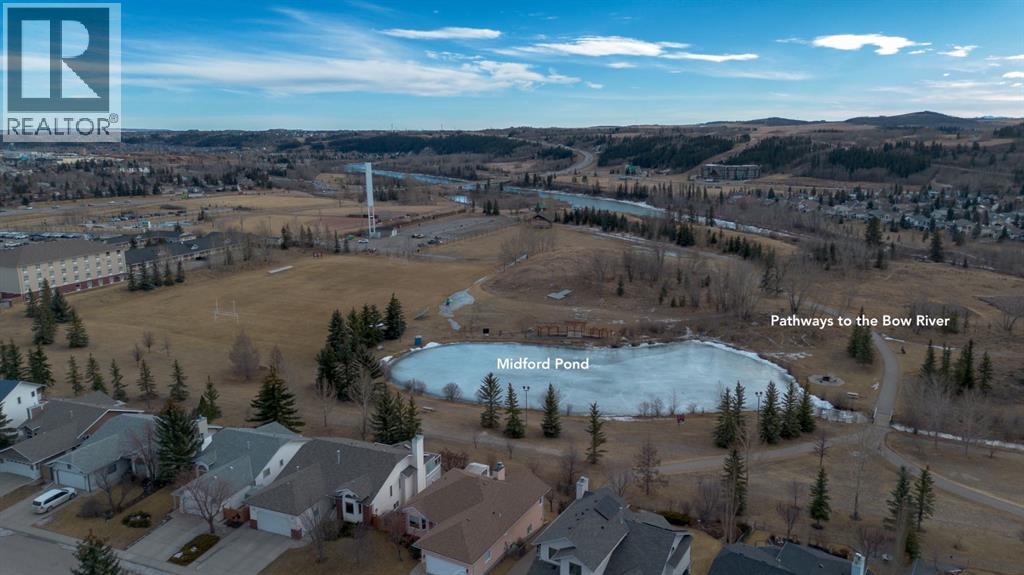 32 West Mackay Crescent, Cochrane