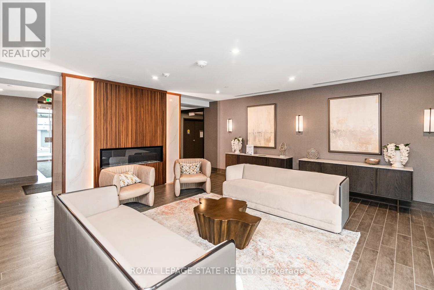 #1009 470 DUNDAS STREET E - 8
