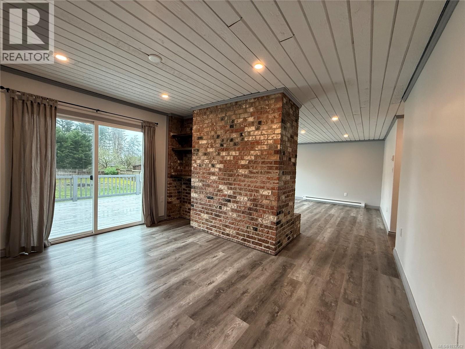 6155 BEAVER HARBOUR RD - 11