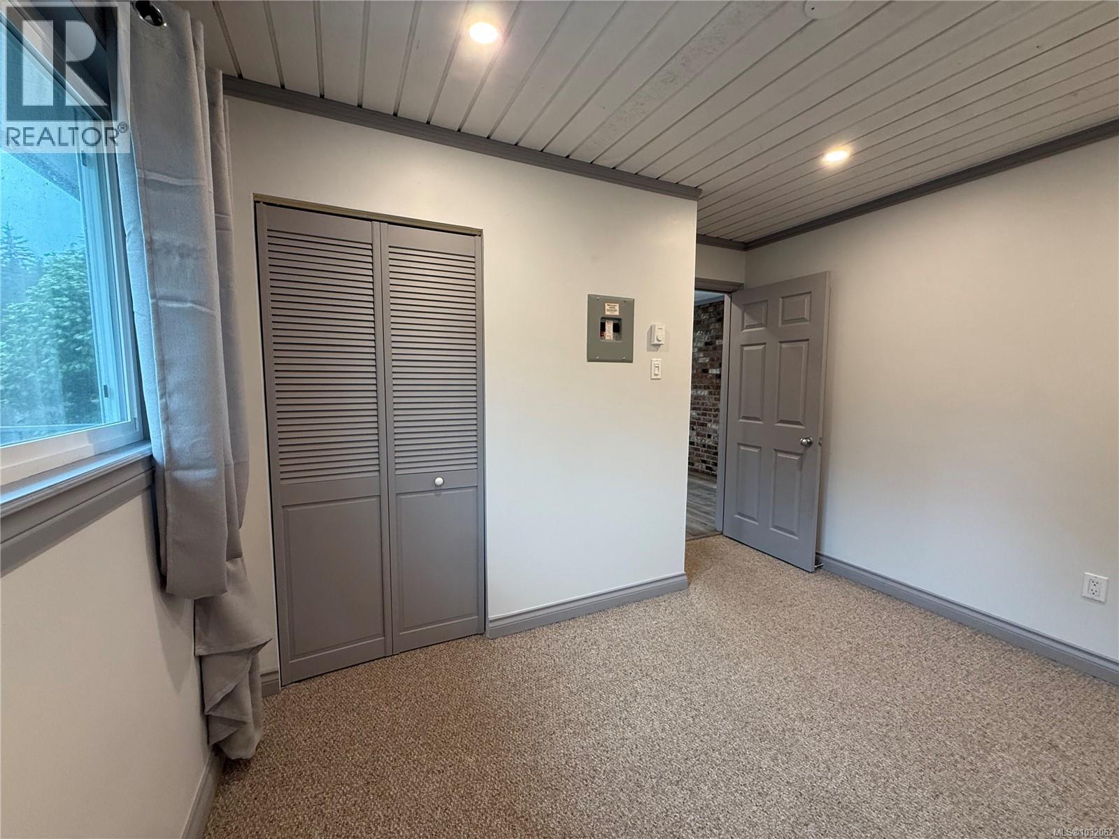 6155 BEAVER HARBOUR RD - 6