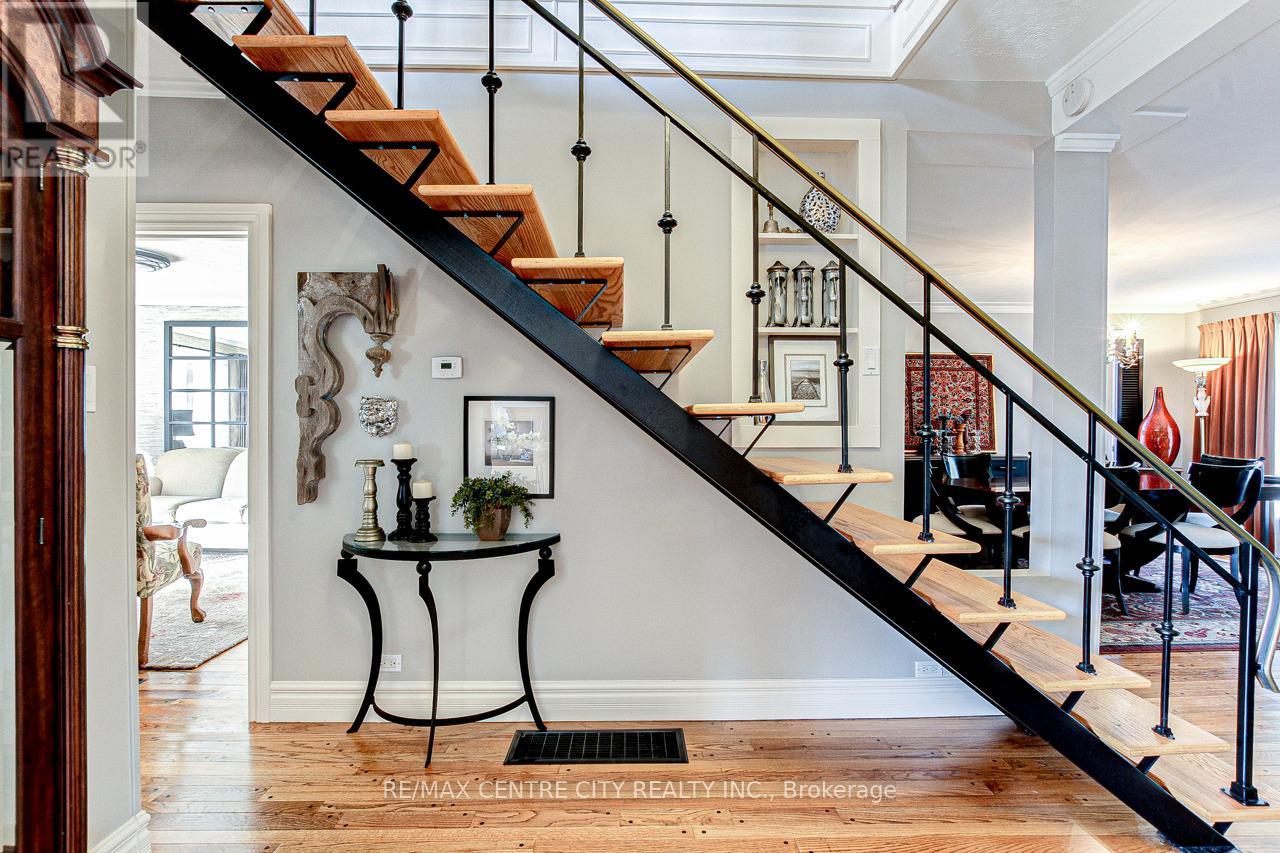 174 HARRISON PLACE Property Photo