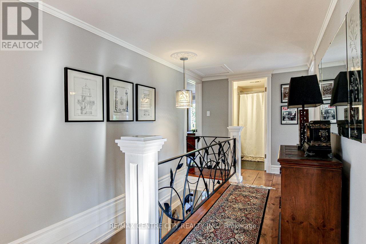 174 HARRISON PLACE Property Photo