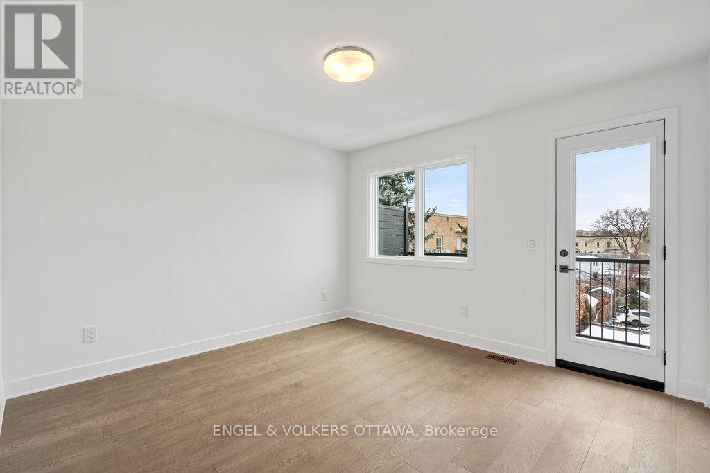 71 PARENT AVENUE — photo 29