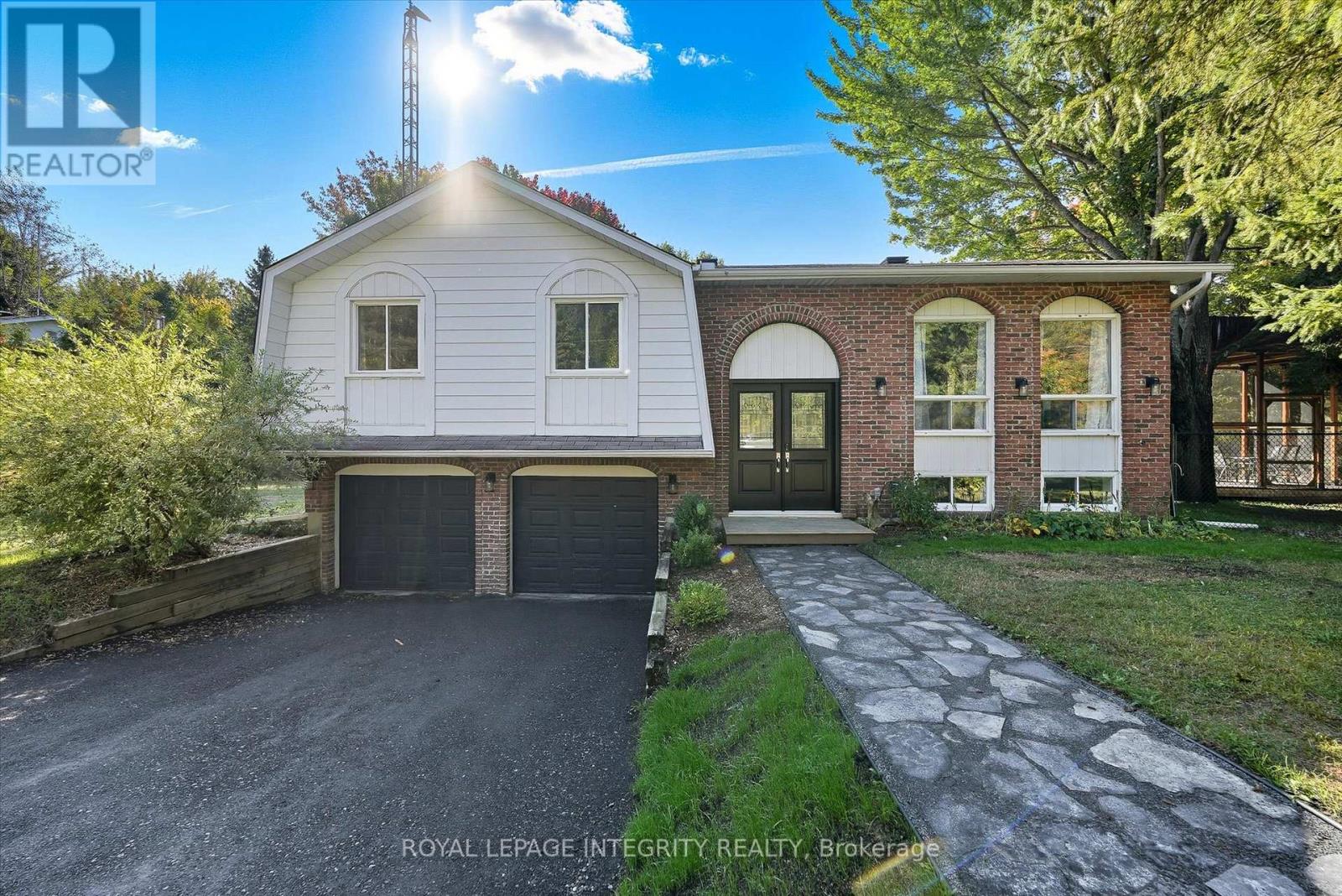 416 CLARENCE CAMBRIDGE ROAD - 1