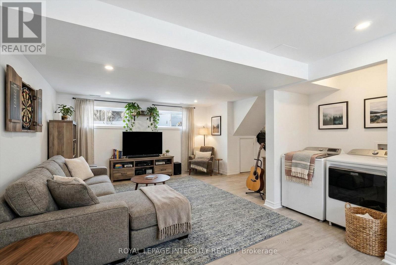 416 CLARENCE CAMBRIDGE ROAD - 26