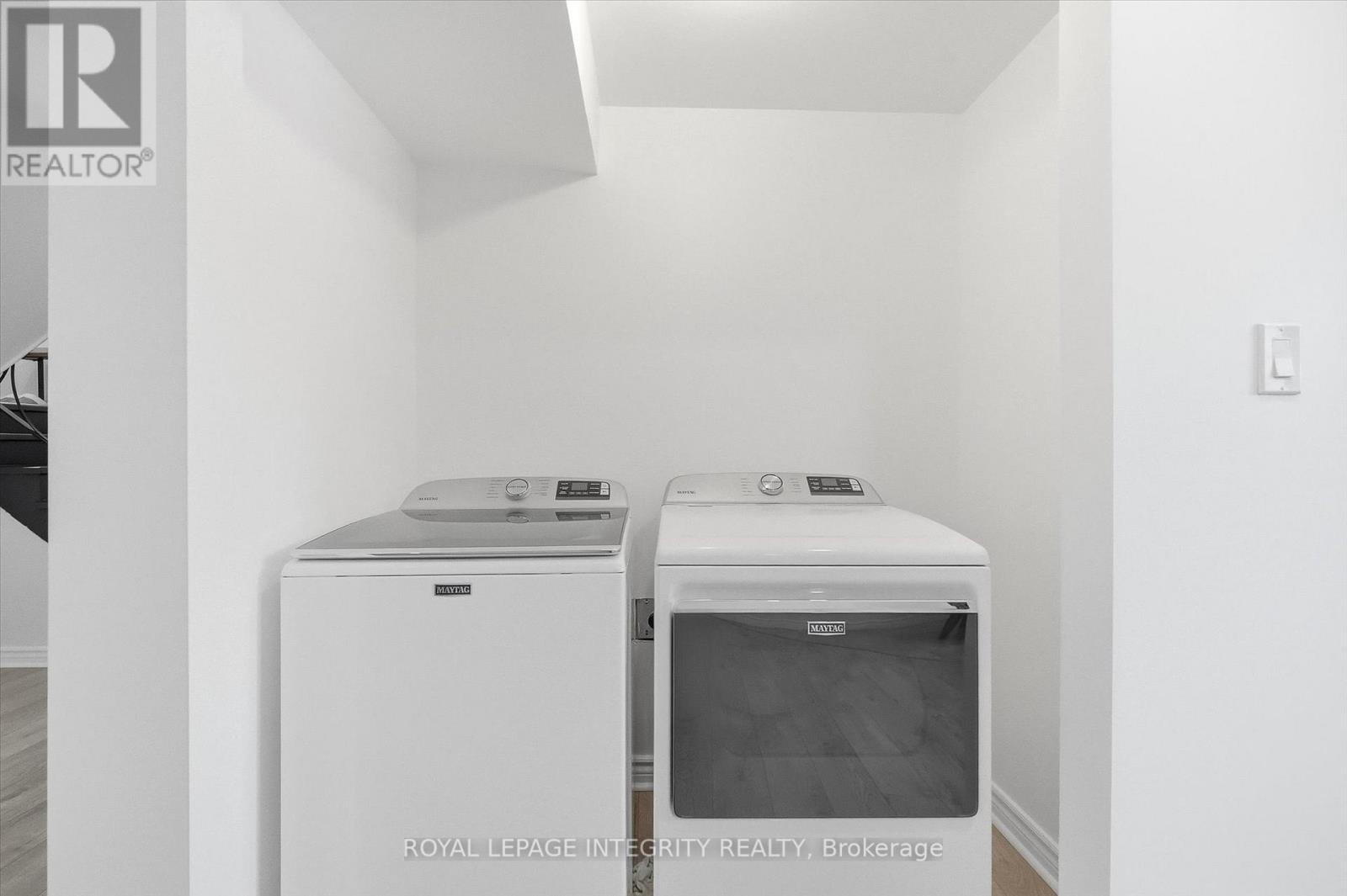 416 CLARENCE CAMBRIDGE ROAD — photo 30