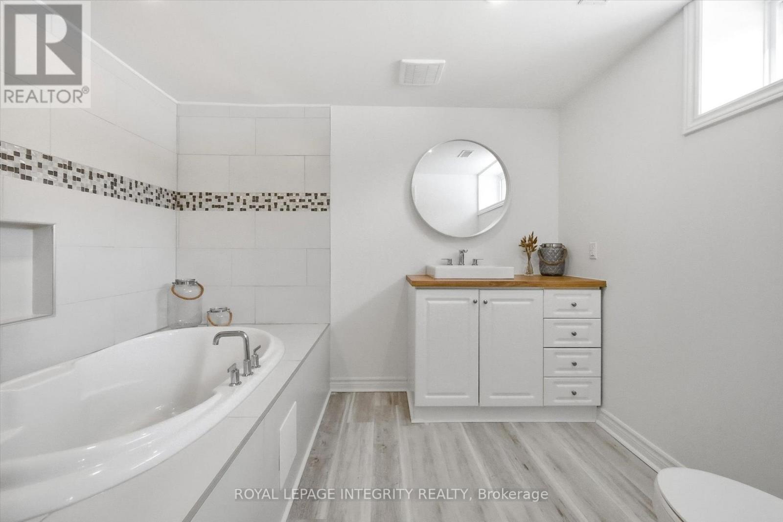 416 CLARENCE CAMBRIDGE ROAD — photo 31