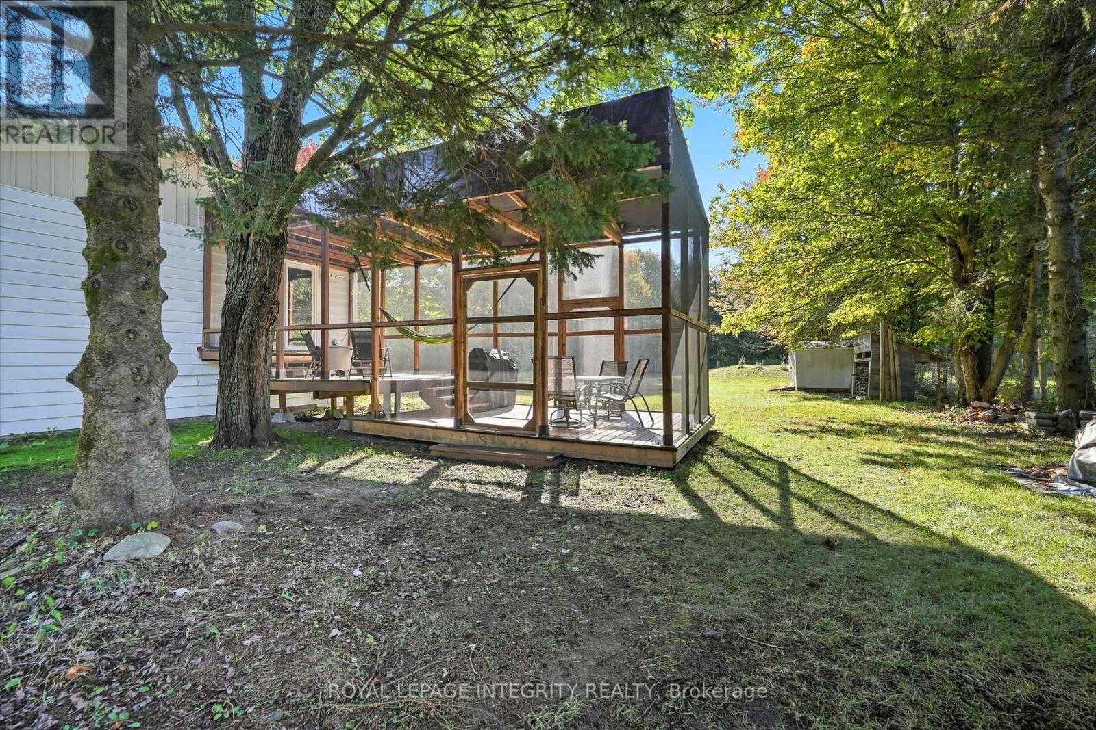 416 CLARENCE CAMBRIDGE ROAD — photo 33