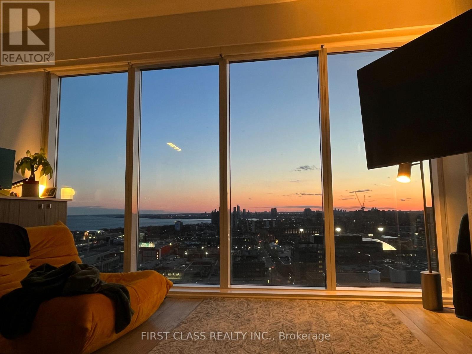 Listing photo of 2111 - 150 EAST LIBERTY STREET