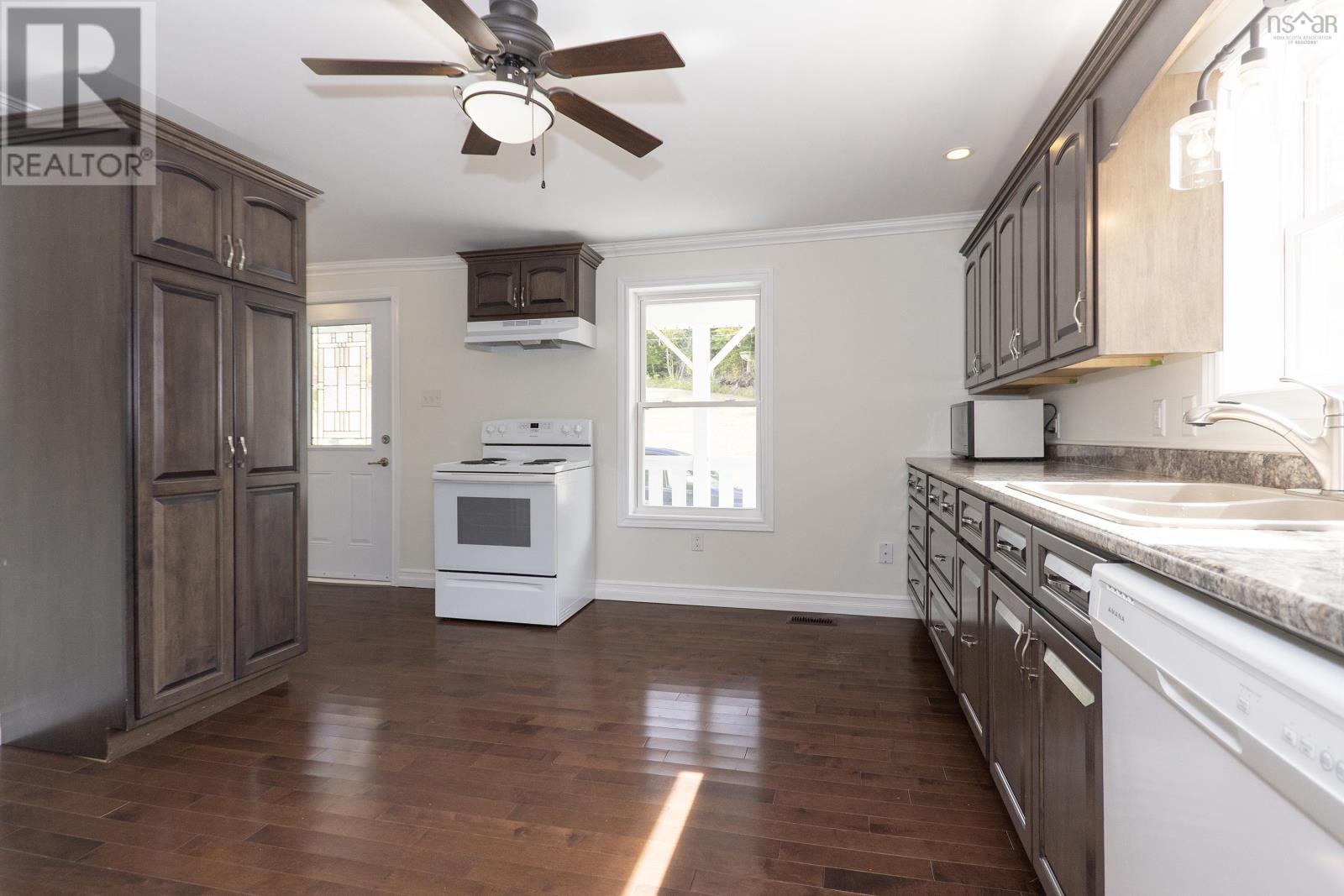 Property 23 of 39 of 69 Wards Brook Road