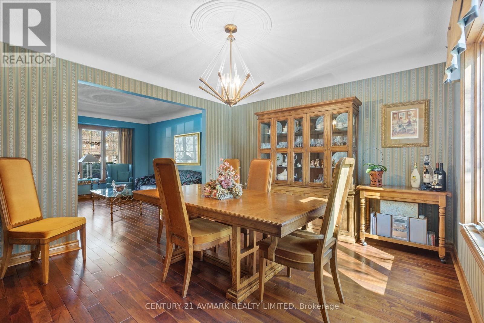 5 MILBURN DRIVE - 13