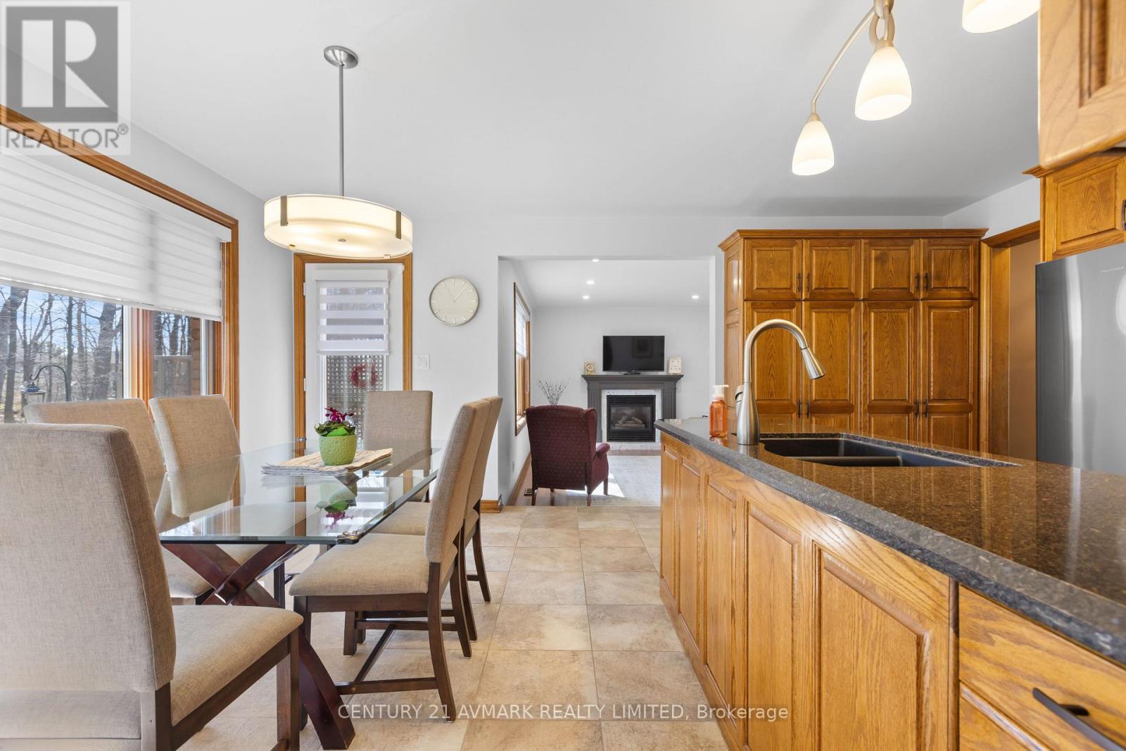 5 MILBURN DRIVE - 14