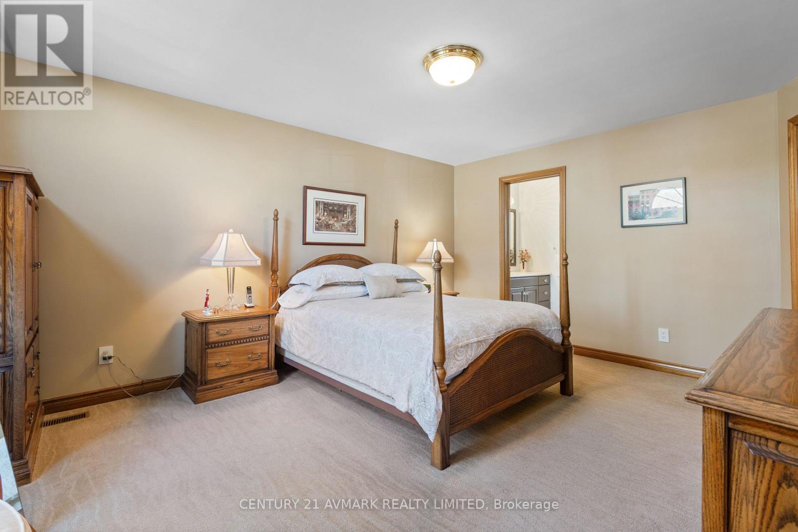 5 MILBURN DRIVE — photo 24