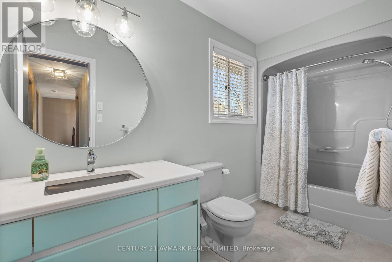 5 MILBURN DRIVE — photo 32