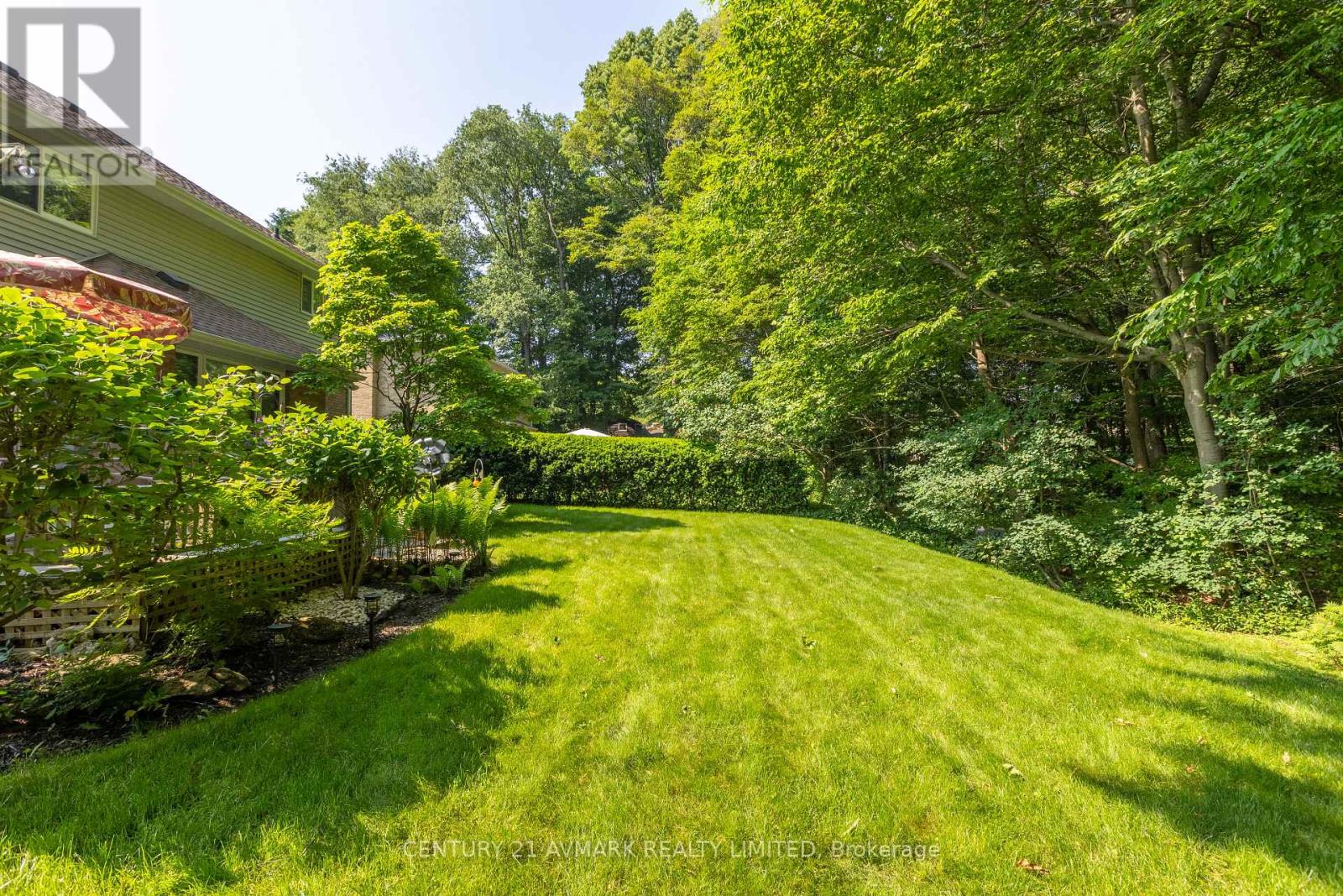 5 MILBURN DRIVE - 4