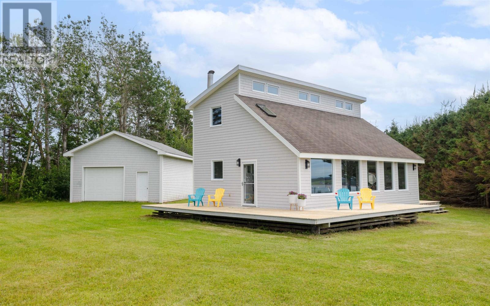 4 LIVINGSTONE COURT - 4