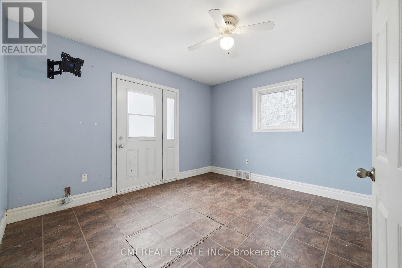345 LINWOOD AVENUE - 15