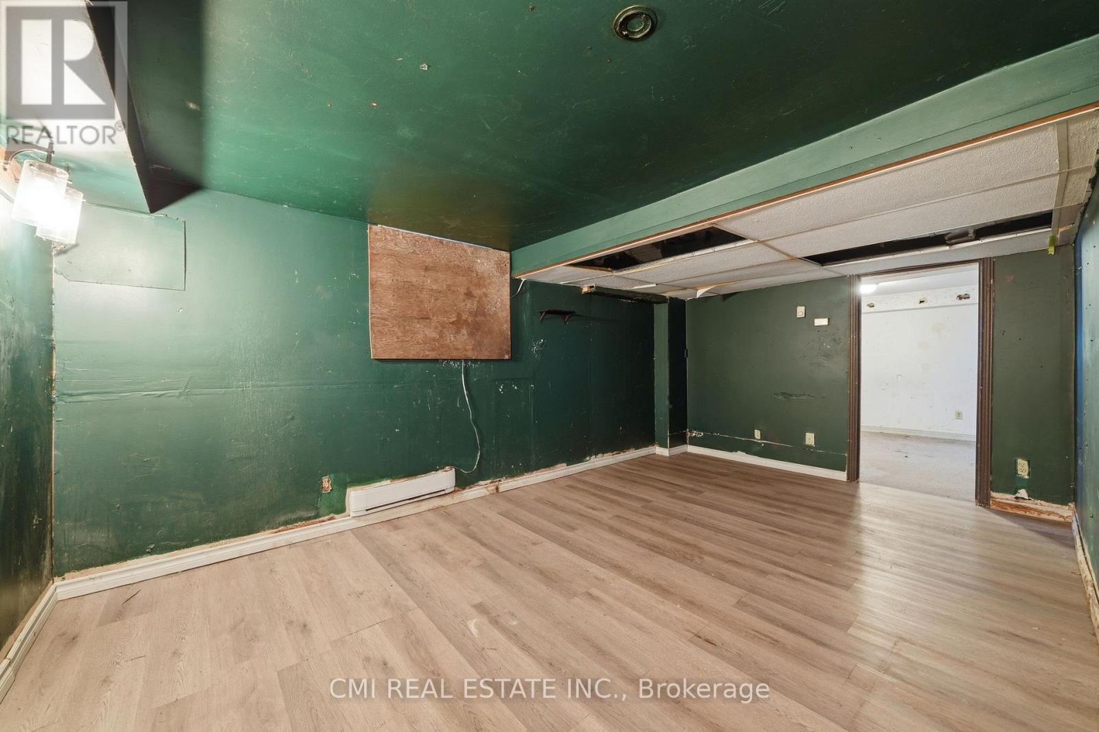 345 LINWOOD AVENUE - 31