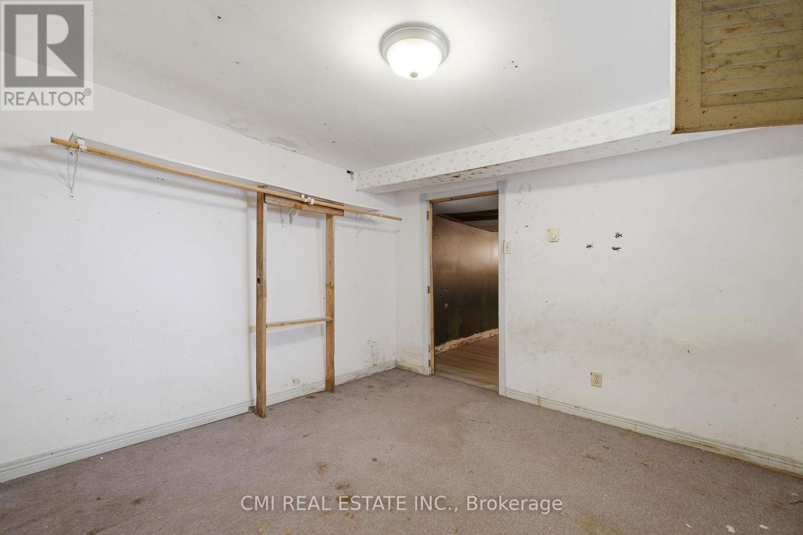 345 LINWOOD AVENUE - 34
