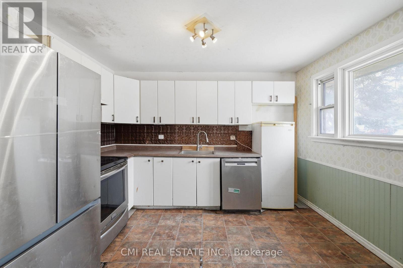 345 LINWOOD AVENUE - 7