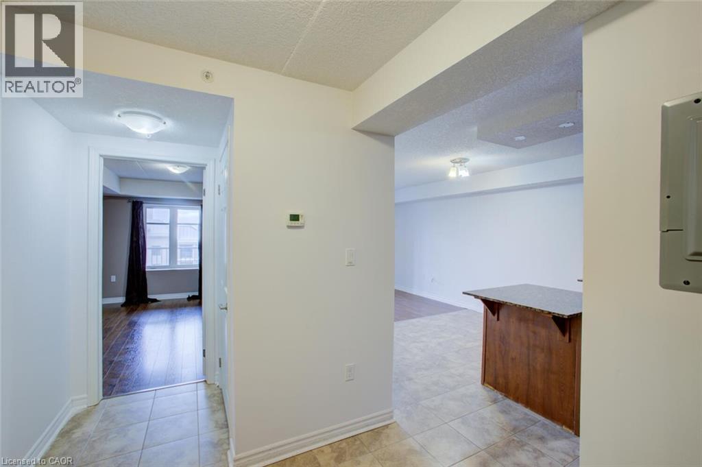 776 LAURELWOOD Drive Unit# 705, Waterloo, Ontario, N2V0A8 — Photo 7