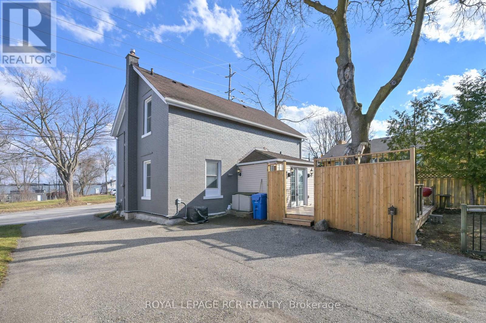 48 TOWNLINE - 28