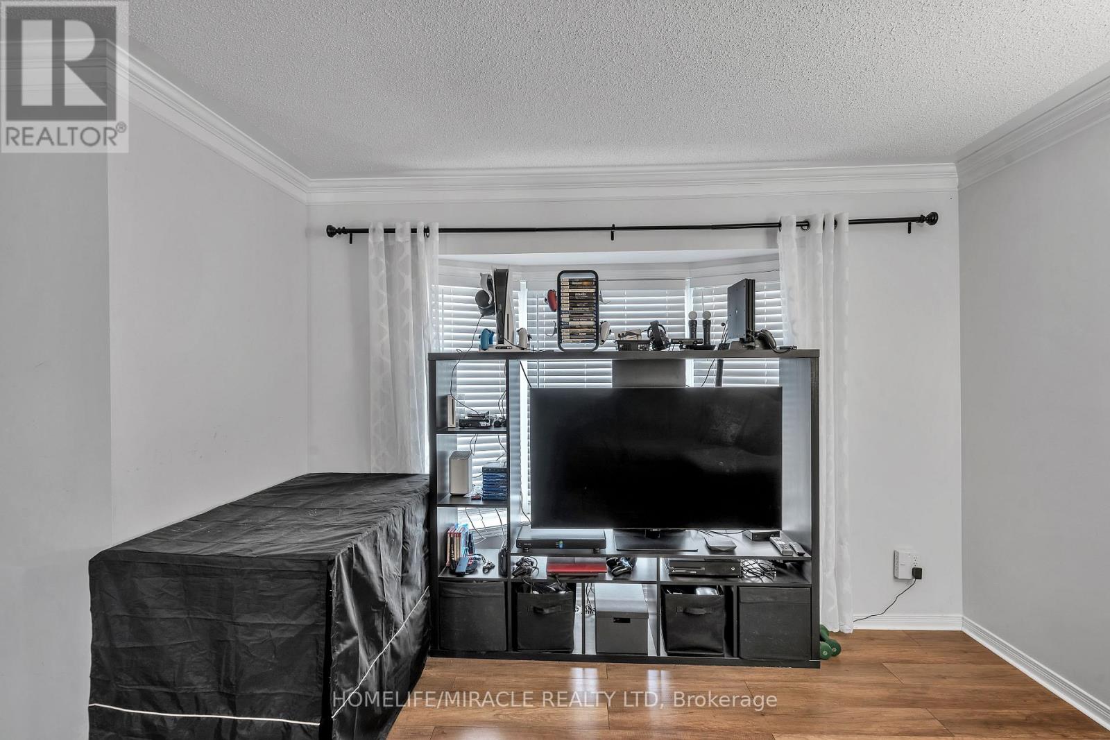 366 MARCONI BOULEVARD - 5