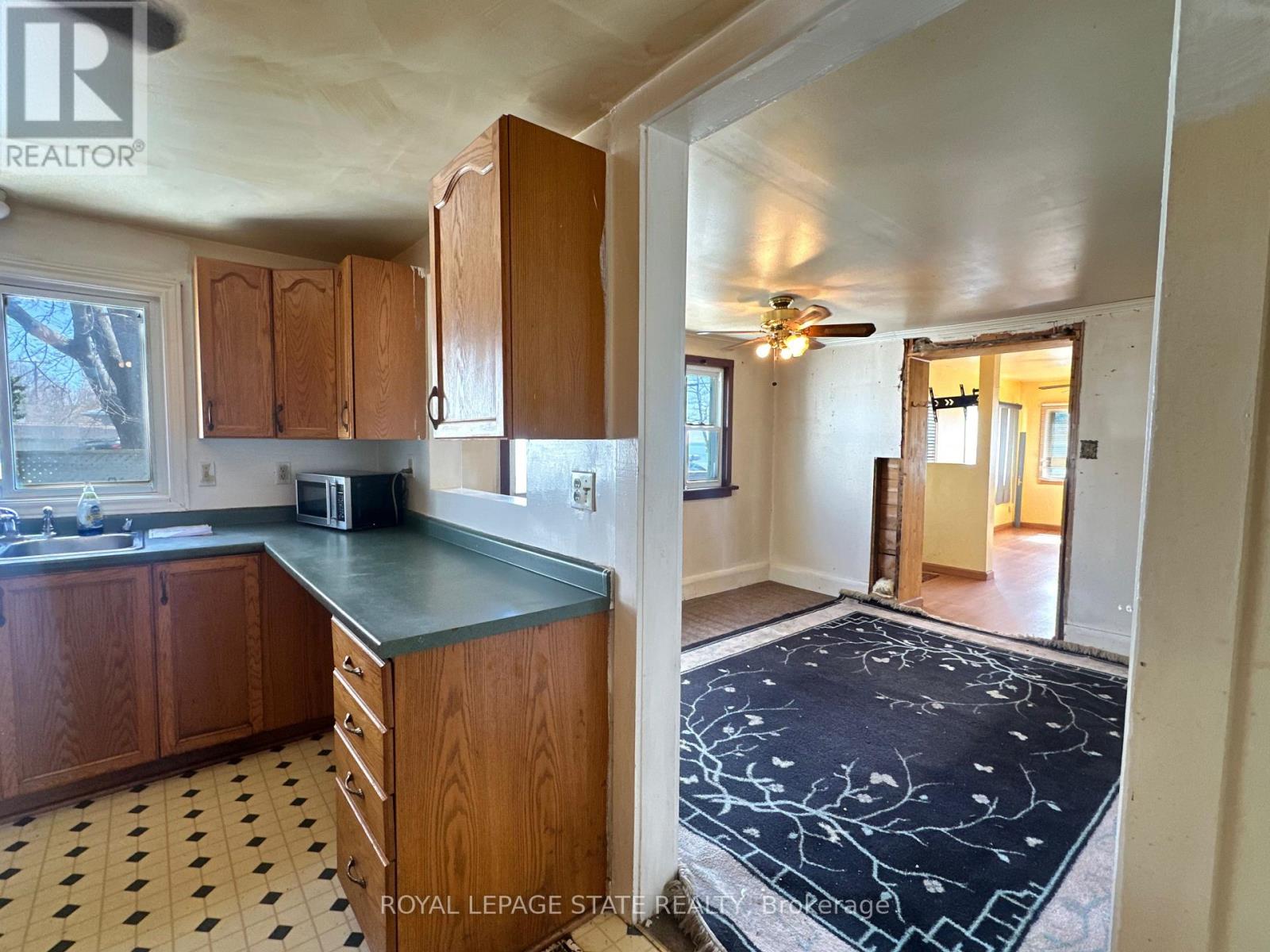 2483 NORTH SHORE DRIVE - 9