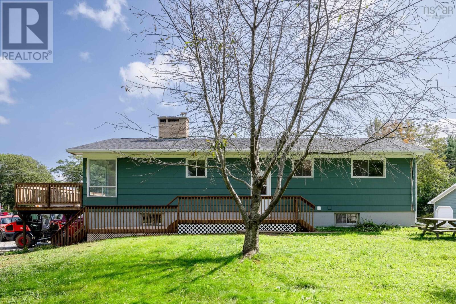 Property 2 of 40 of 11 Dorey Park Road