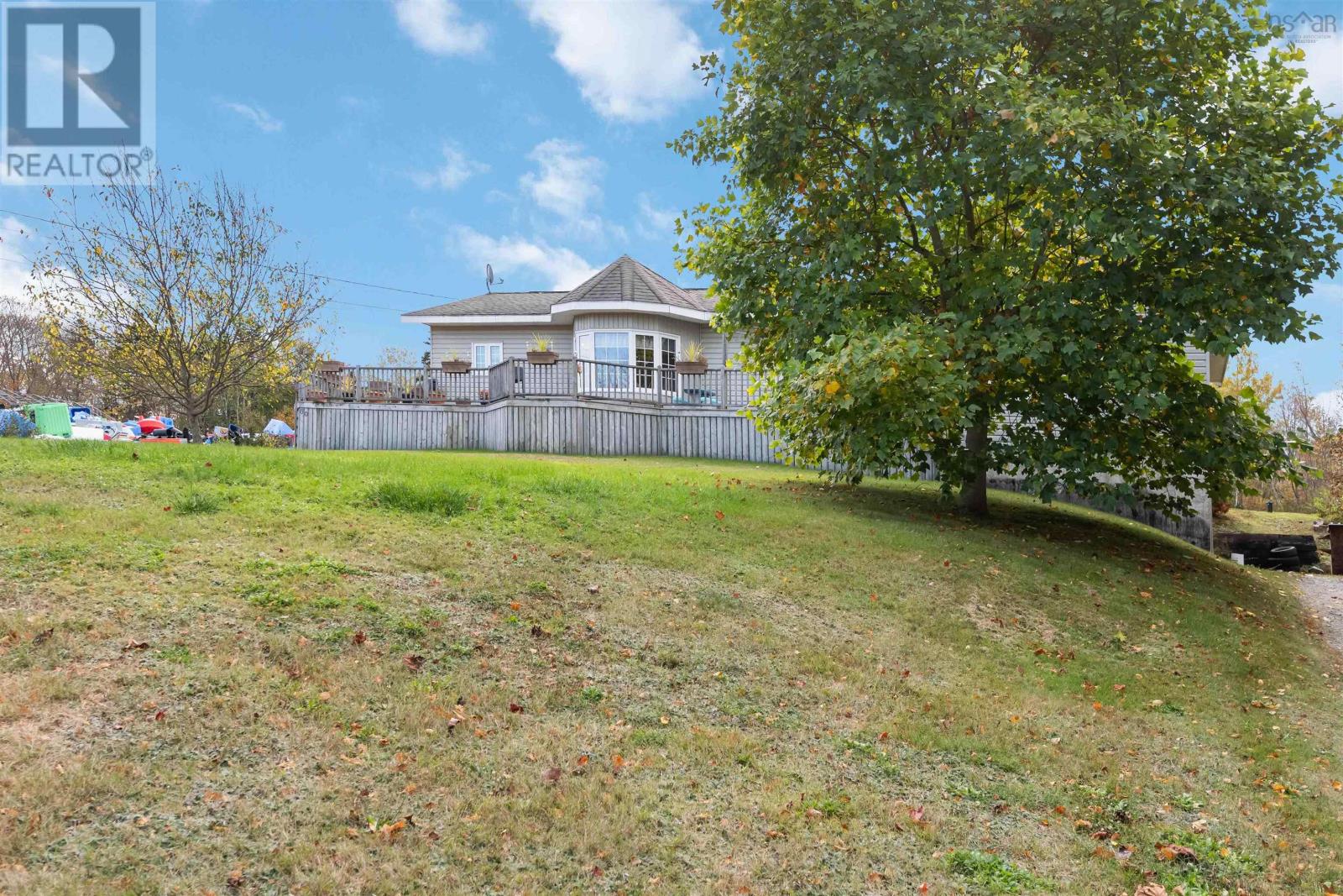 Property 3 of 51 of 60 Weymouth Falls Road