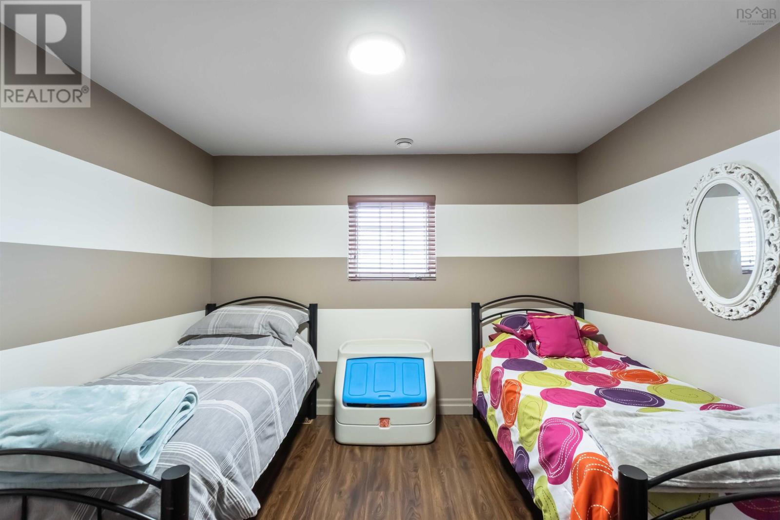 Property 31 of 51 of 60 Weymouth Falls Road