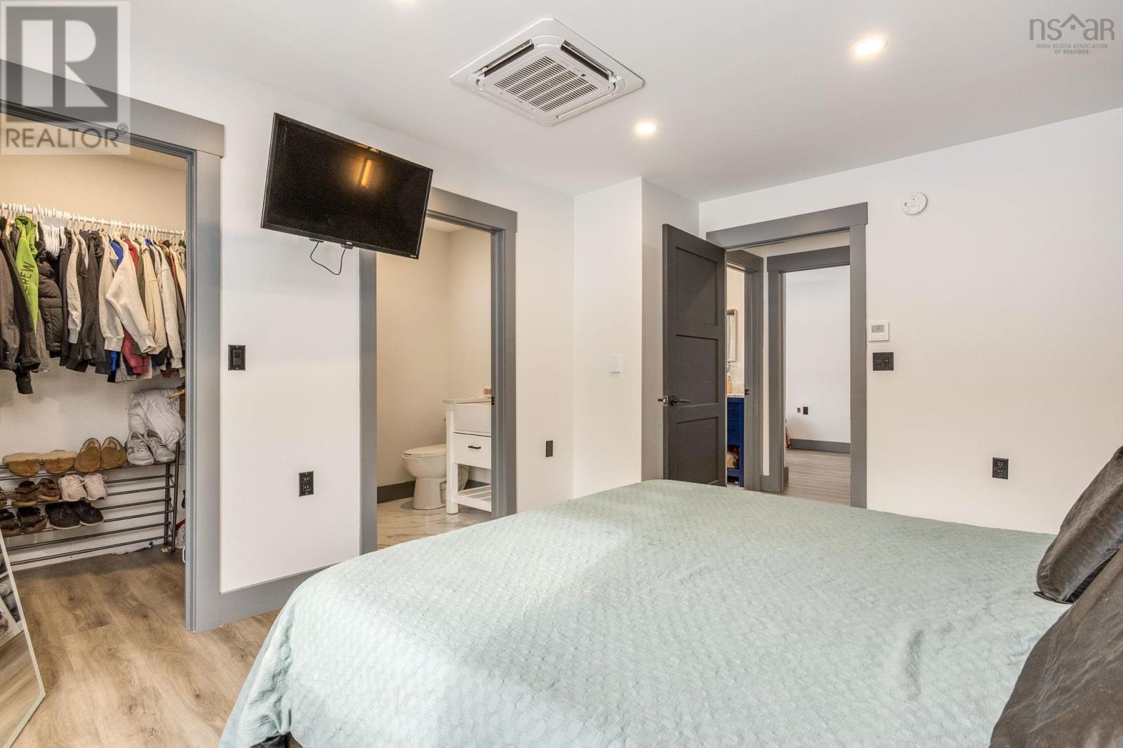 Property 20 of 30 of 1191 Highway 201