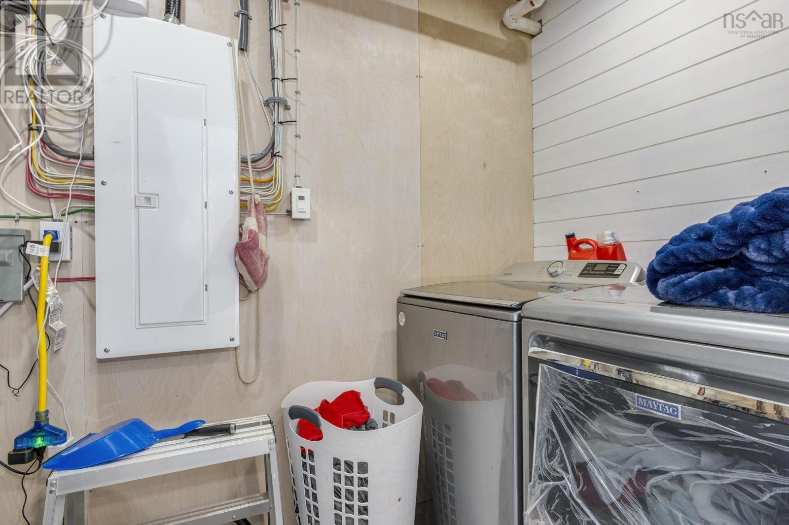 Property 25 of 30 of 1191 Highway 201