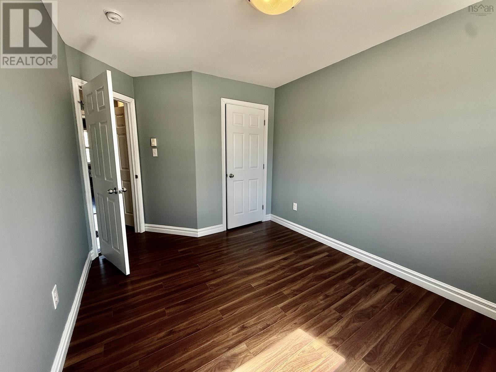 Property 20 of 33 of 719 Pleasant Street