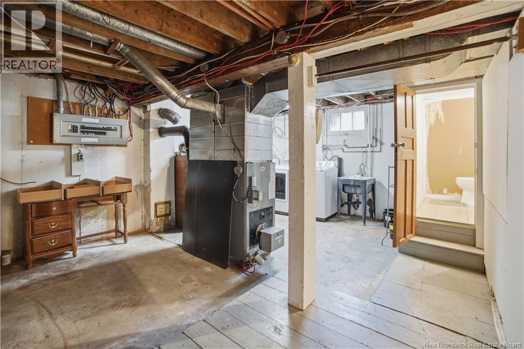 22 Knox Court - 24