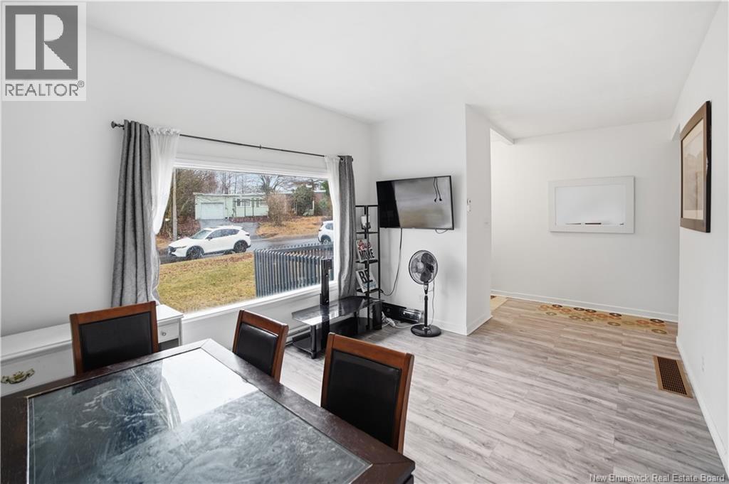 22 Knox Court - 36