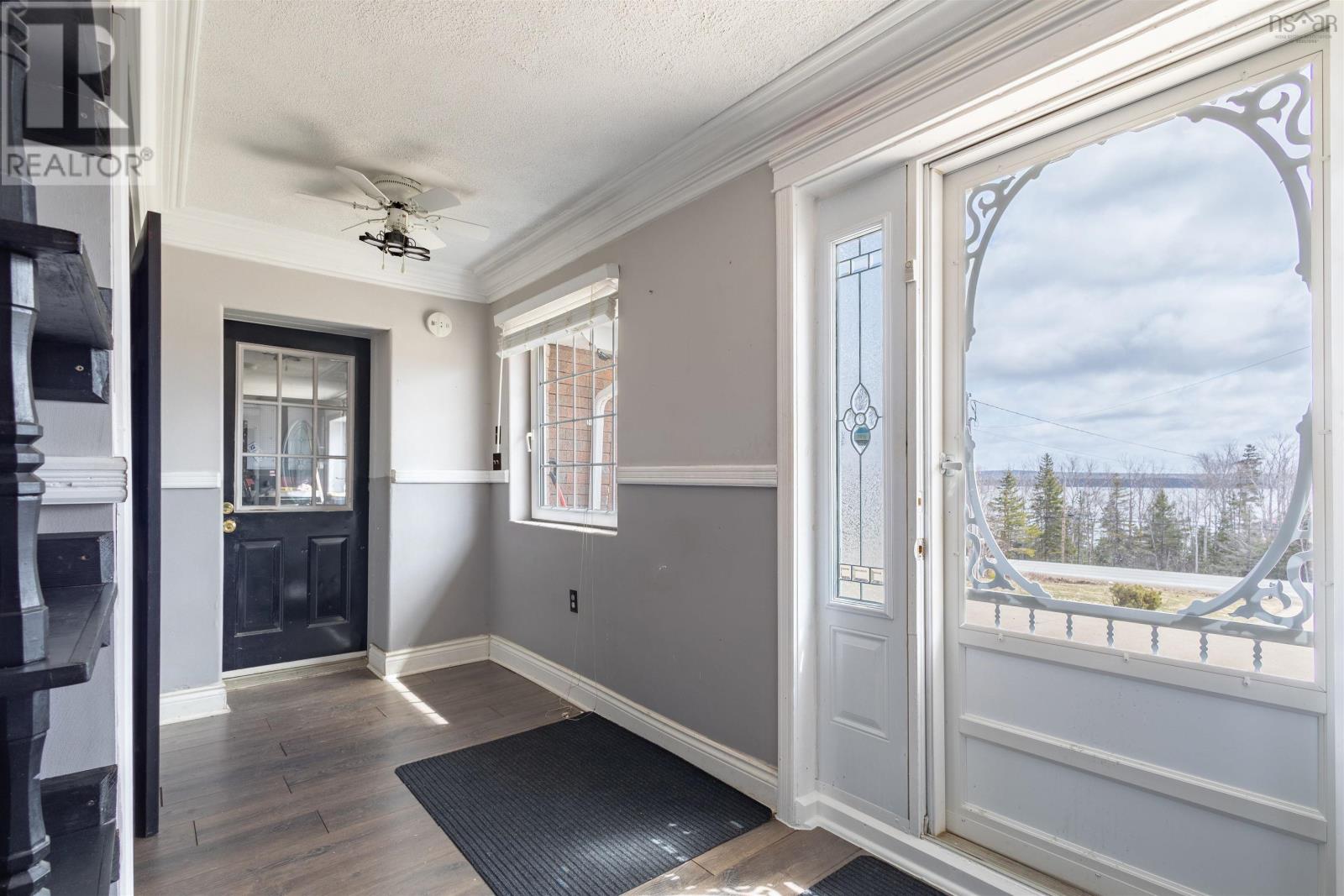 Property 3 of 42 of 10383 105 Highway