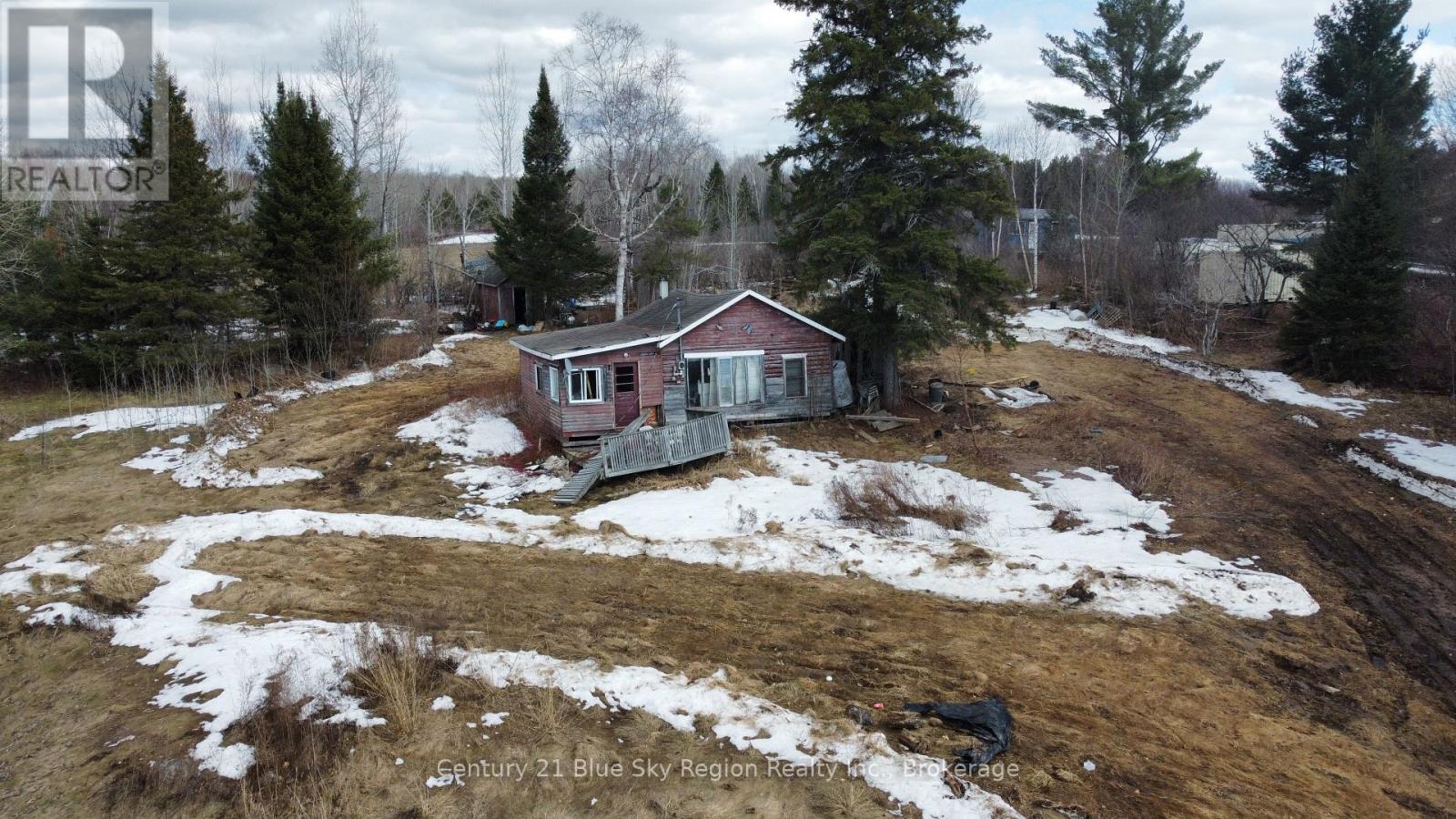 28 LAKESHORE ROAD - 2