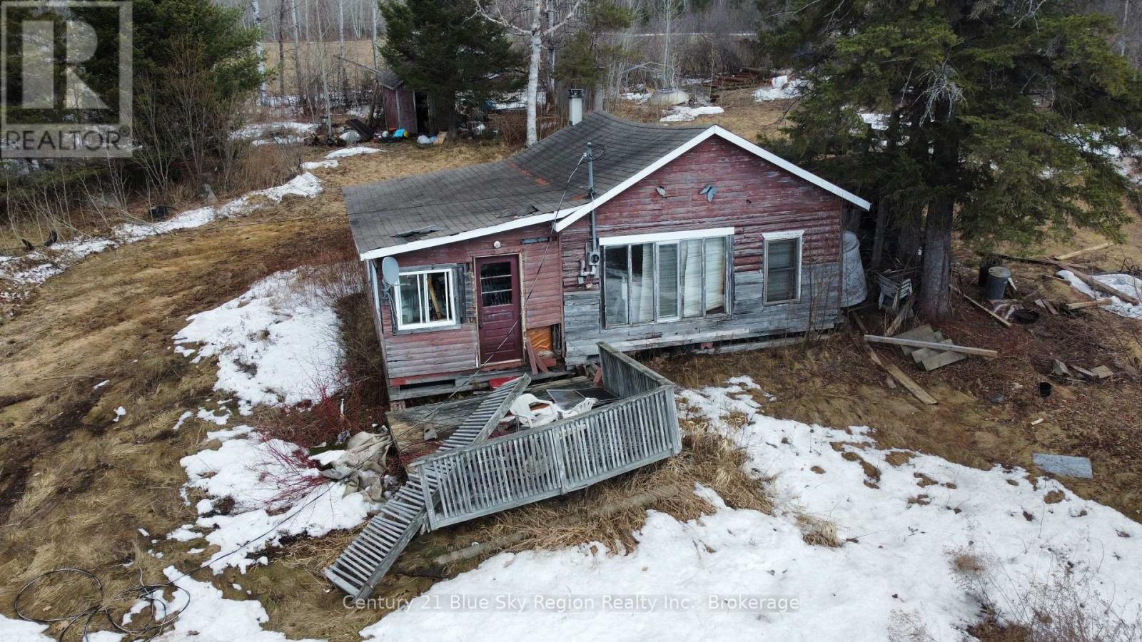 28 LAKESHORE ROAD - 4