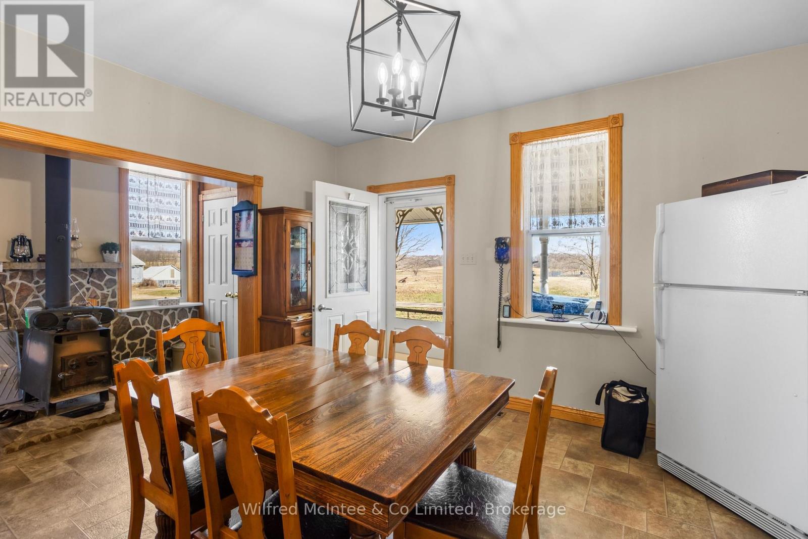 173987 MULOCK ROAD — photo 14