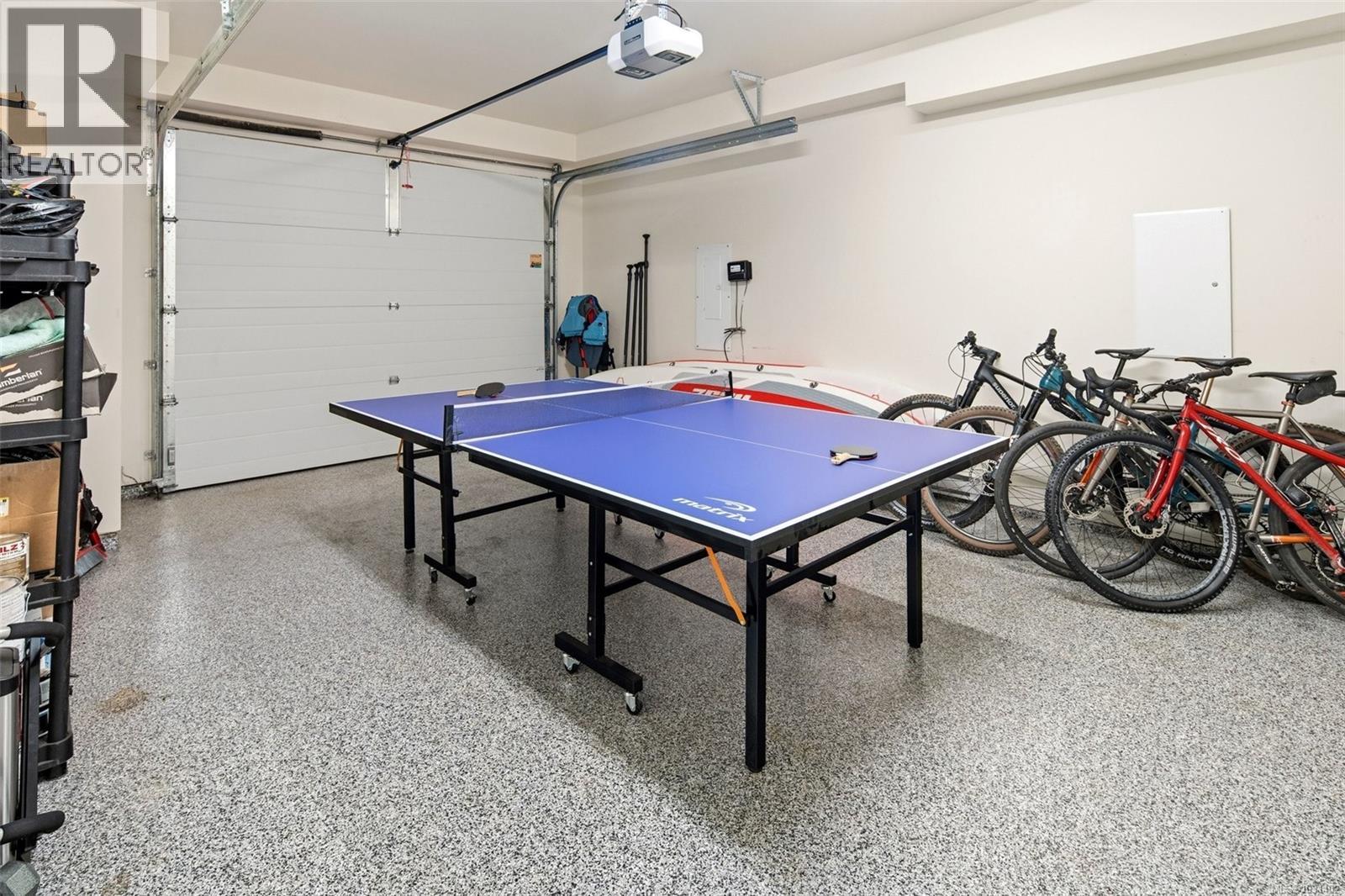 2909 PILATUS RUN - 27