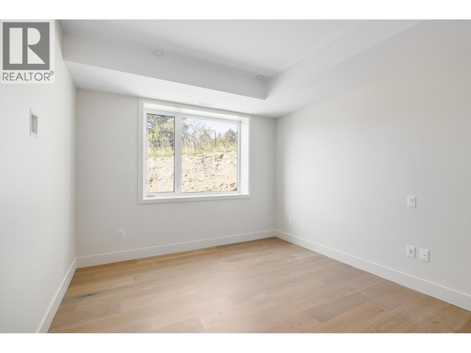 5304 Buchanan Road Unit# 102, Peachland