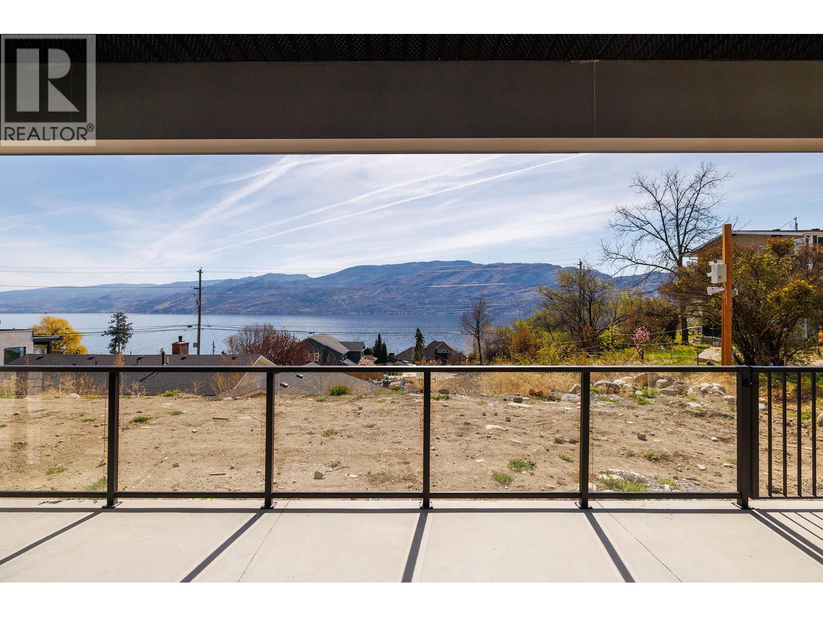 5304 Buchanan Road Unit# 102, Peachland