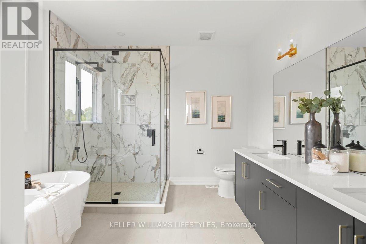 39 EAST GLEN DRIVE - 25