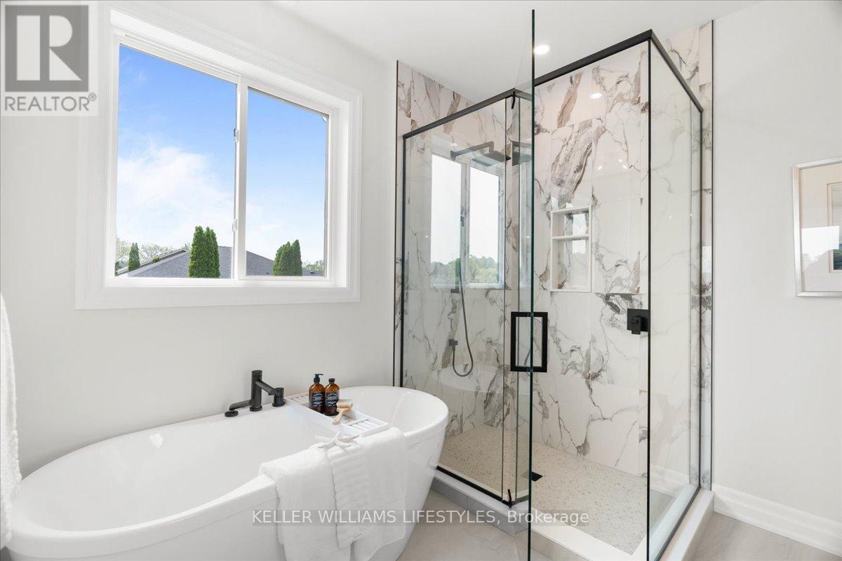 39 EAST GLEN DRIVE - 26
