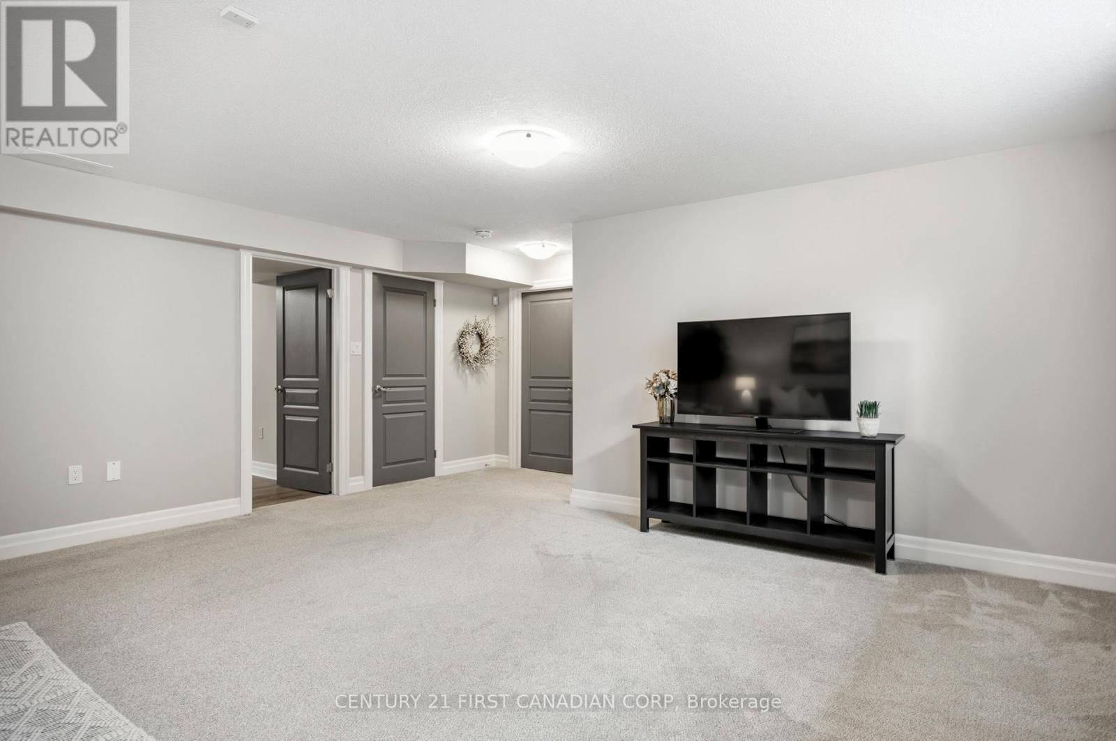 1066 RIVERBEND ROAD Property Photo